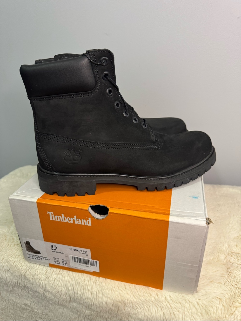 Lightly Used - Timberland Size 9.5 Black Boots